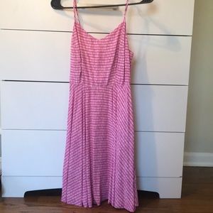 NWOT Old Navy Pink and White Dress